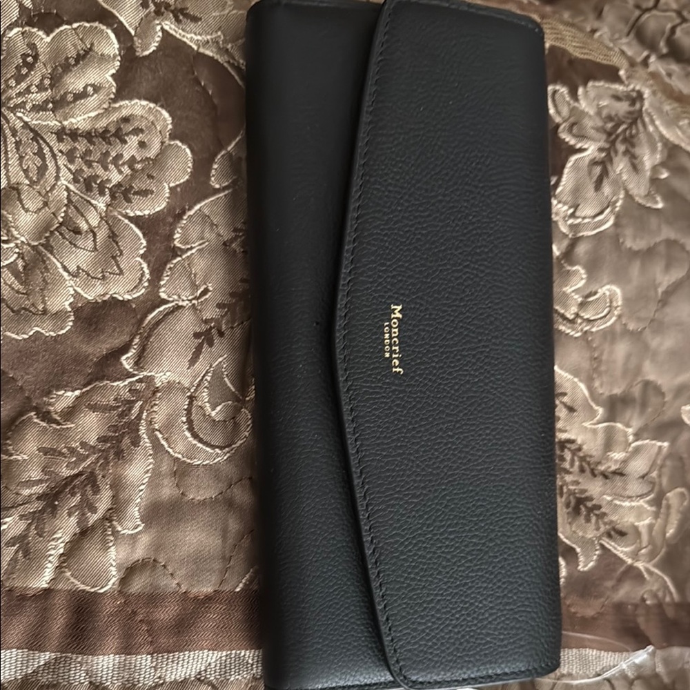 Moncrief London Black and Gold Leather Wallet